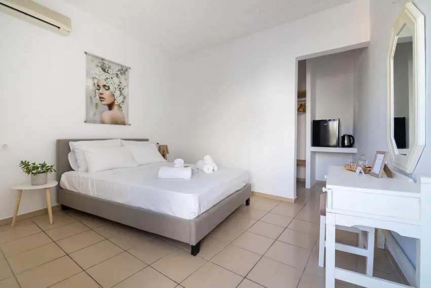 Hesperia Apartments 3*-10