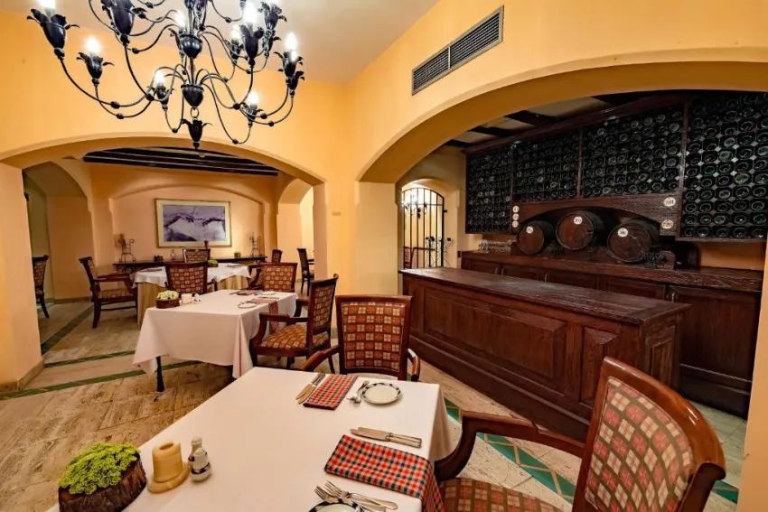 CONTINENTAL HOTEL HURGHADA  5*-14