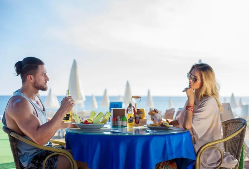 CLUB BIG BLUE SUITE HOTEL  4*-10