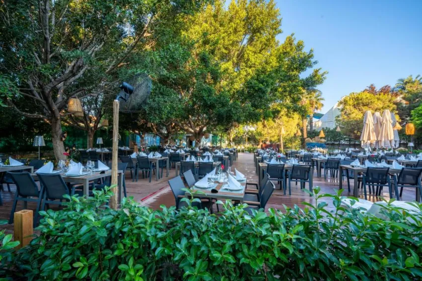 Selectum Family Resort Side 5*-54