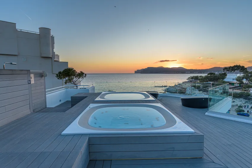 Fergus Cala Blanca Suites 4*-2