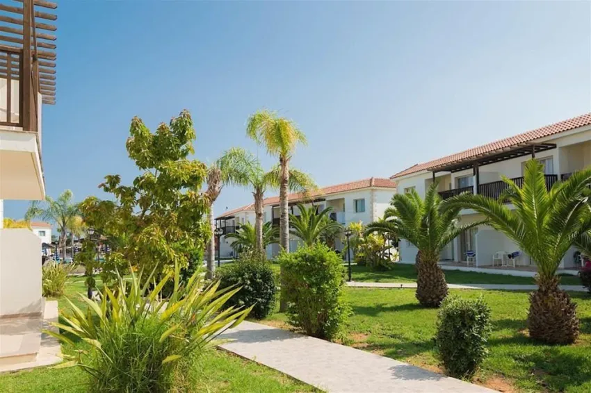 Tsokkos Paradise Village 3*-7