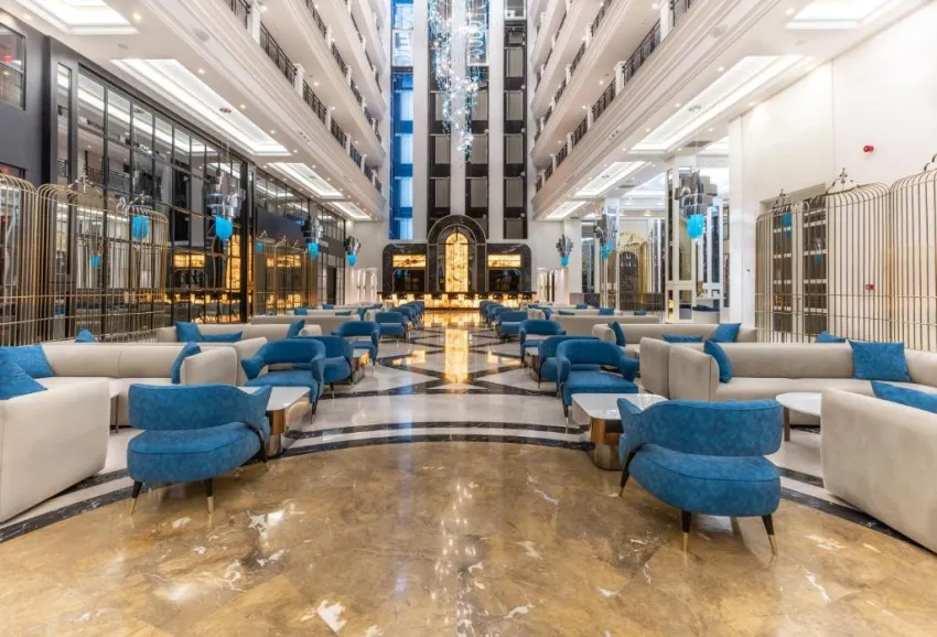 SERENITY QUEEN HOTEL  5*-9
