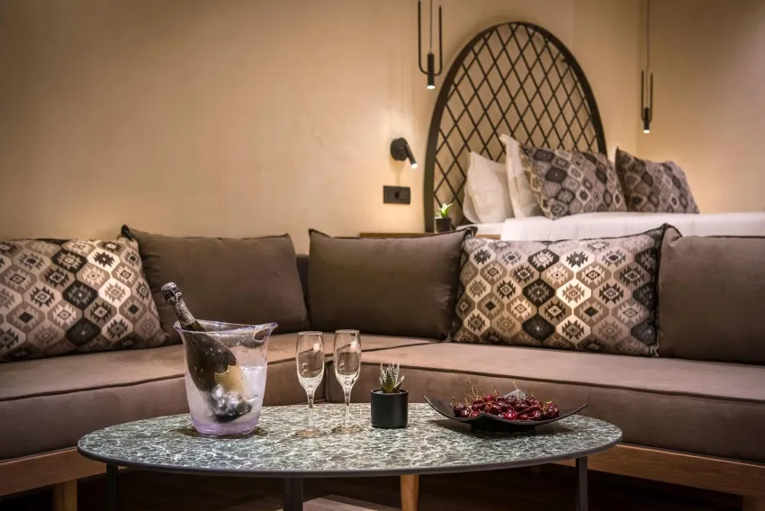 Petousis Hotel and Suites 4*-14