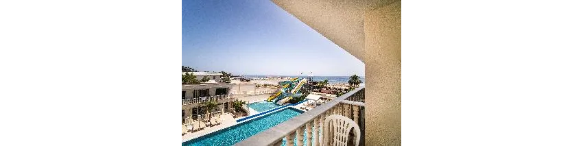 La Perla Hotel 4*-83