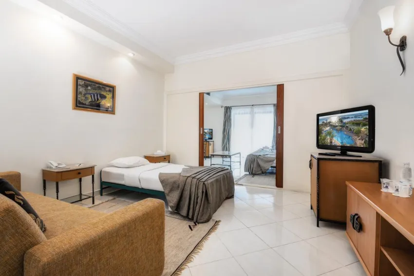 Bella Vista Hotel & Resort 4*-10