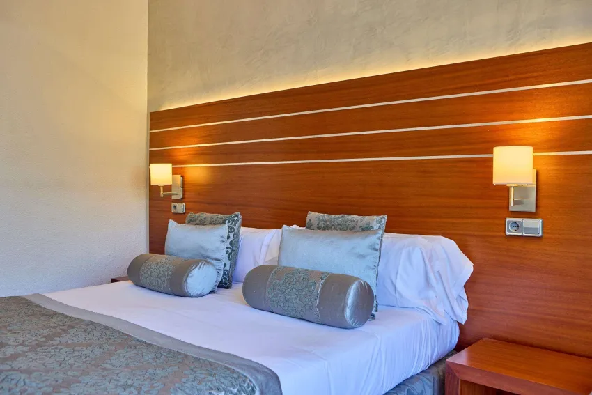 Zafiro Rey Don Jaime 4*-7