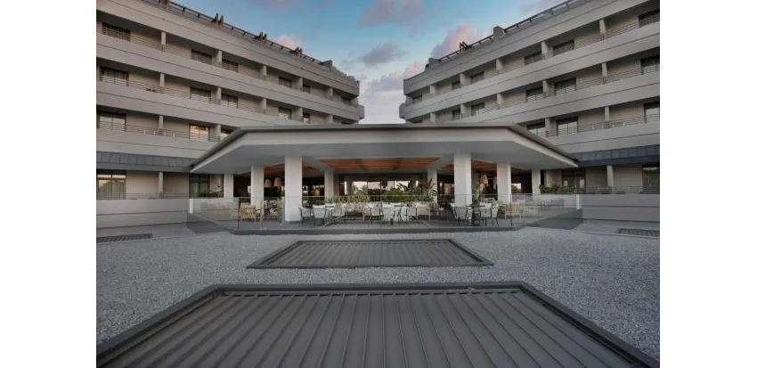 MIRAMARE BEACH HOTEL  5*-58