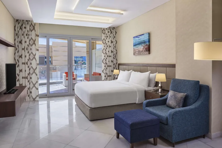 Hilton Plaza 5*-100