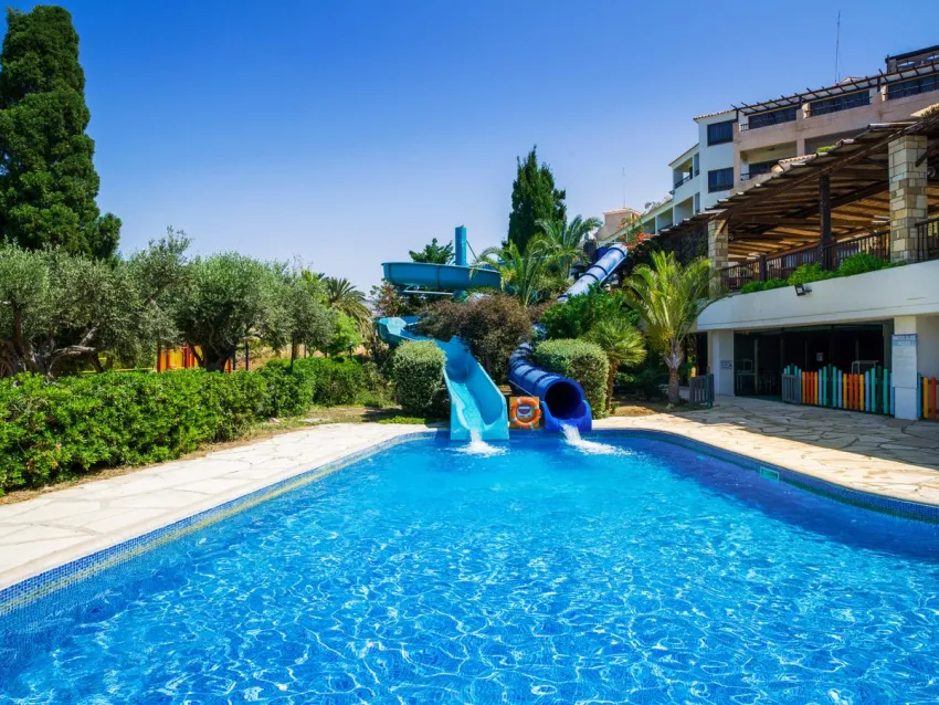 Coral Beach Hotel and Resort 5*-57