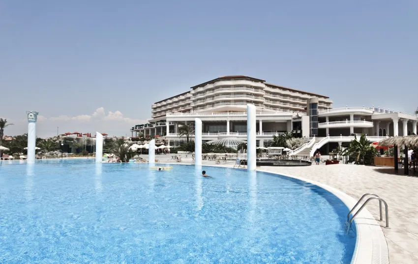 Starlight Resort Hotel 5*-120