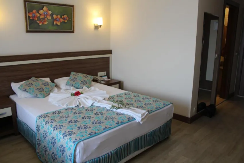 Side West Park 4*-12