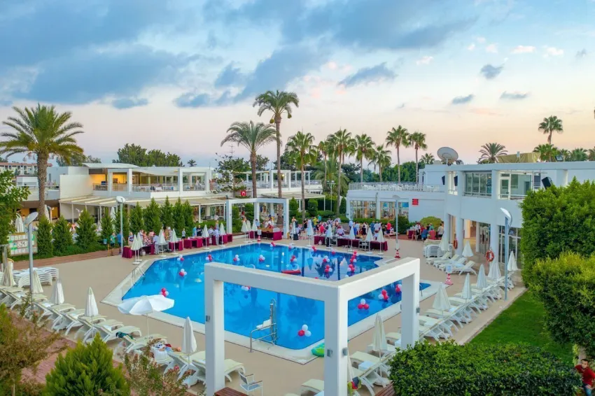 Club Kastalia HV1 5*-18