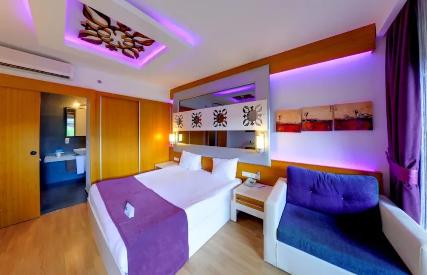 FLORA GARDEN BEACH (ADULTS ONLY 16+)  5*-7