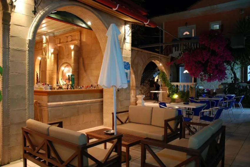 Laganas Beach hotel (ex- Eugenia ) 2*-8