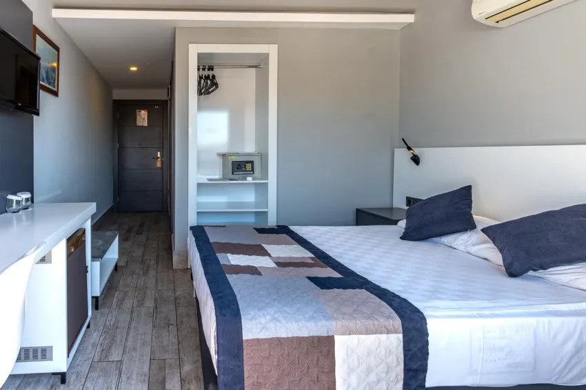 White City Beach (Adults Only 16+) 4*-42