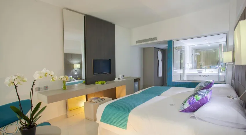 King Evelthon Beach Hotel and Resort 5*-13