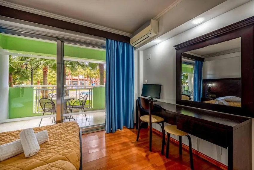 Caretta Beach Resort and Water Park 4*-28