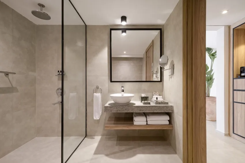 SERRY BEACH RESORT  5*-4