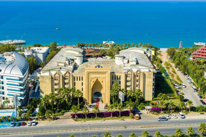 MUKARNAS RESORT & SPA  5*-2