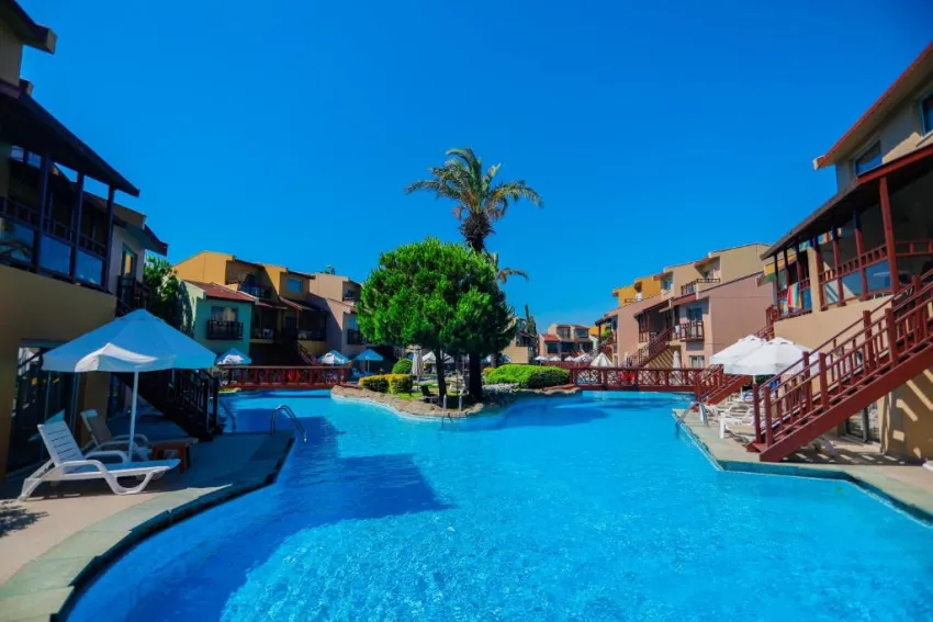 SELECTUM FAMILY RESORT SIDE  5*-23