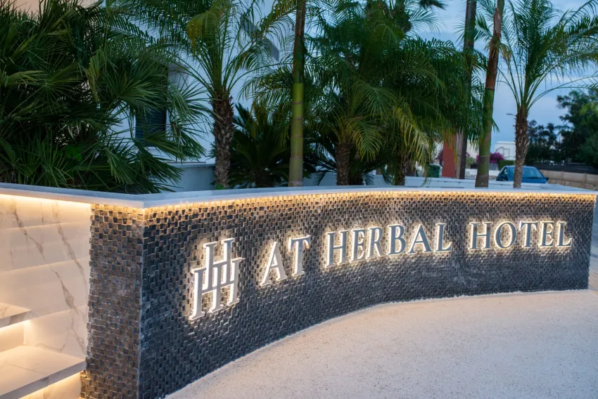 At Herbal Hotel 5*-12