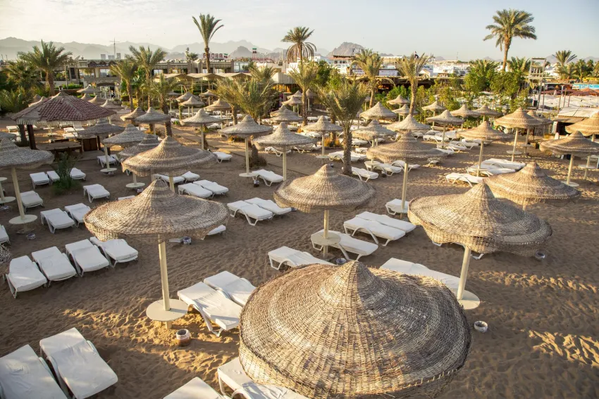 Cataract Resort 4*-7