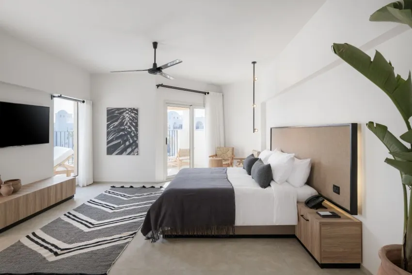 SERRY BEACH RESORT  5*-81