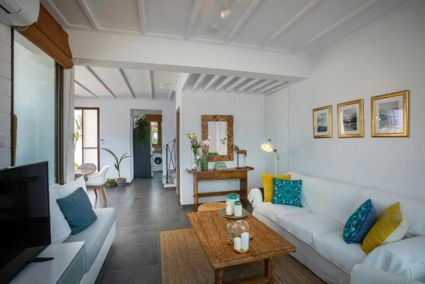 CHRIS LE MARE GOLD LUXURY VILLA 3*-8