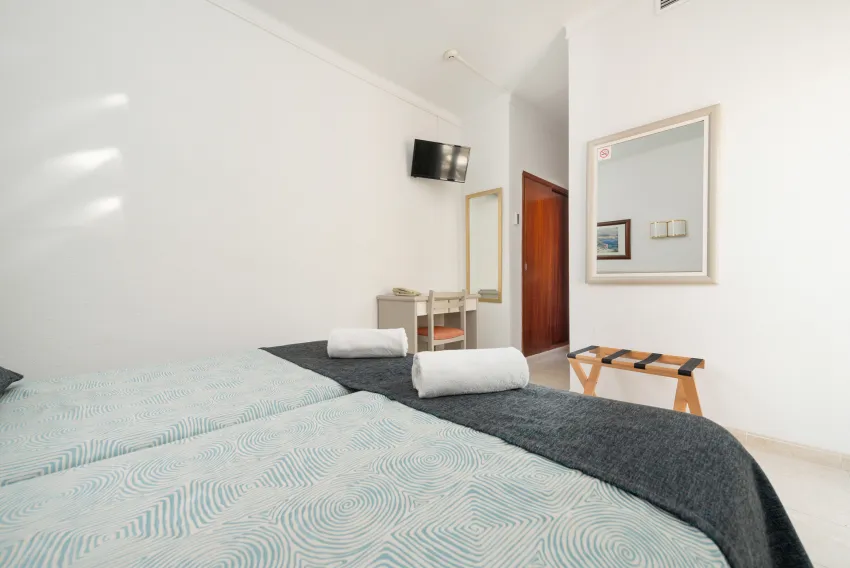 More Hotel 3*-17