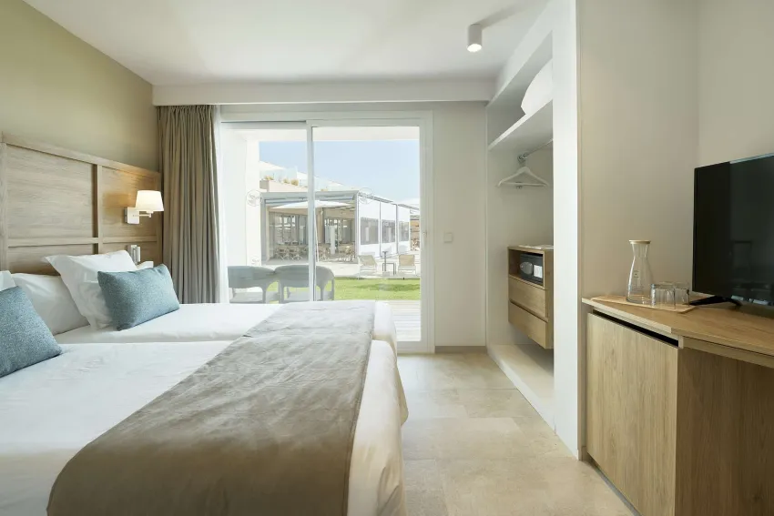 Iberostar Waves Cala Domingos 4*-30