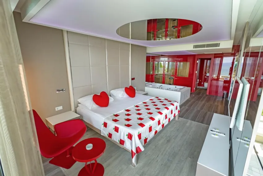 Adam & Eve (Adults Only 16+) 5*-27