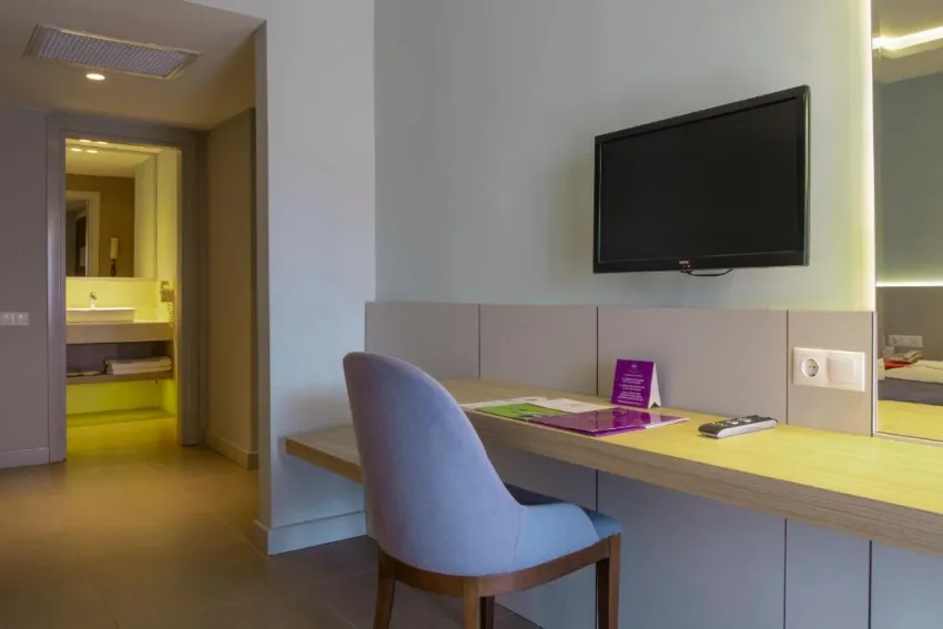 LE JARDIN RESORT (EX QUEENS PARK)  5*-23