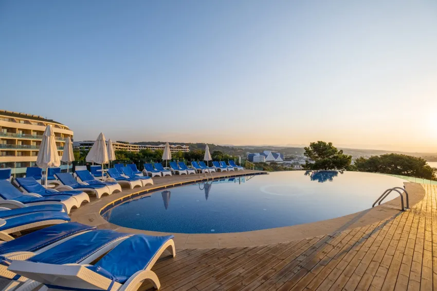 A Good Life Utopia Family Resort 4*-10