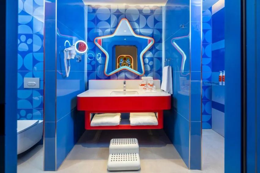 THE LAND OF LEGENDS NICKELODEON HOTEL & RESORT  5*-8