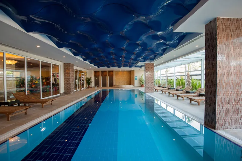 DREAM WORLD RESORT & SPA  5*-7
