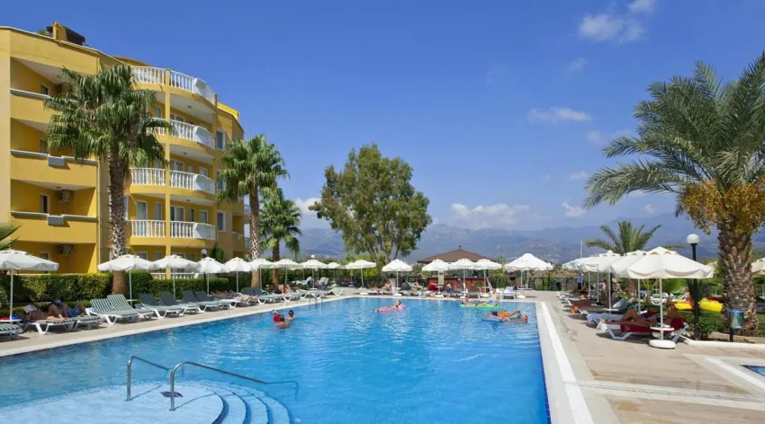 Club Paradiso Hotel & Resort 5*-4