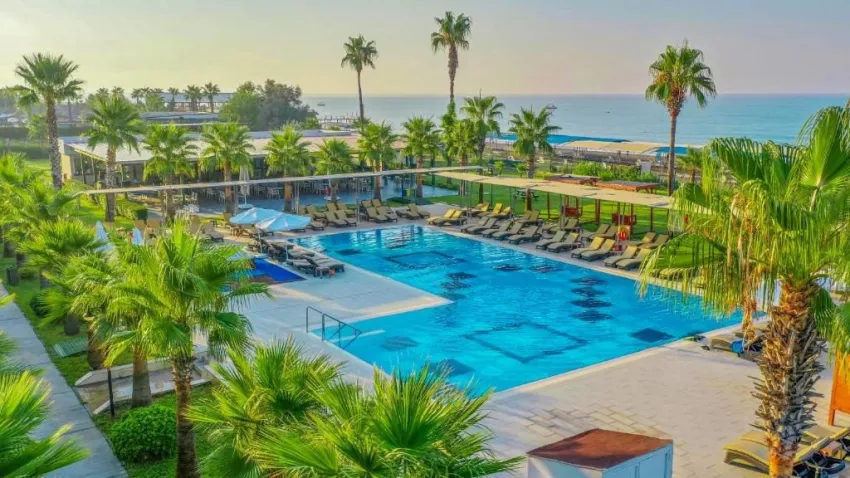 Crystal Boutique Comfort Collection (Adults Only 16+) 5*-18