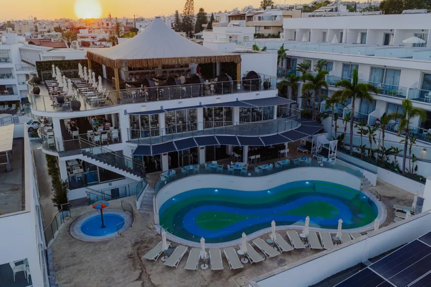 Tasia Maris Oasis 4*-12