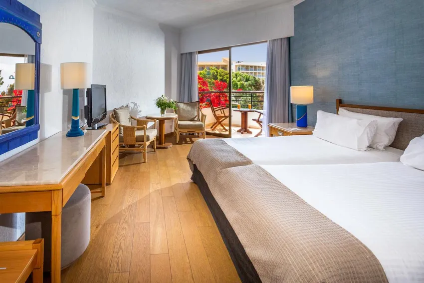 Coral Beach Hotel and Resort 5*-30