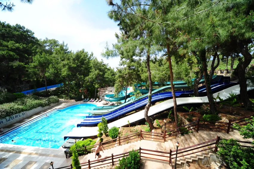 Utopia World Hotel 5*-42