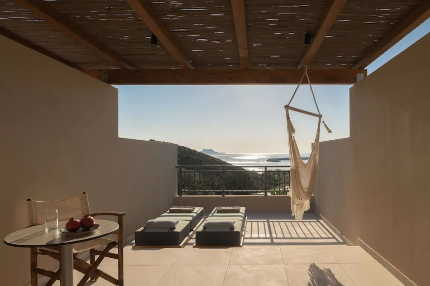 Paralos Irini Mare 4*-81