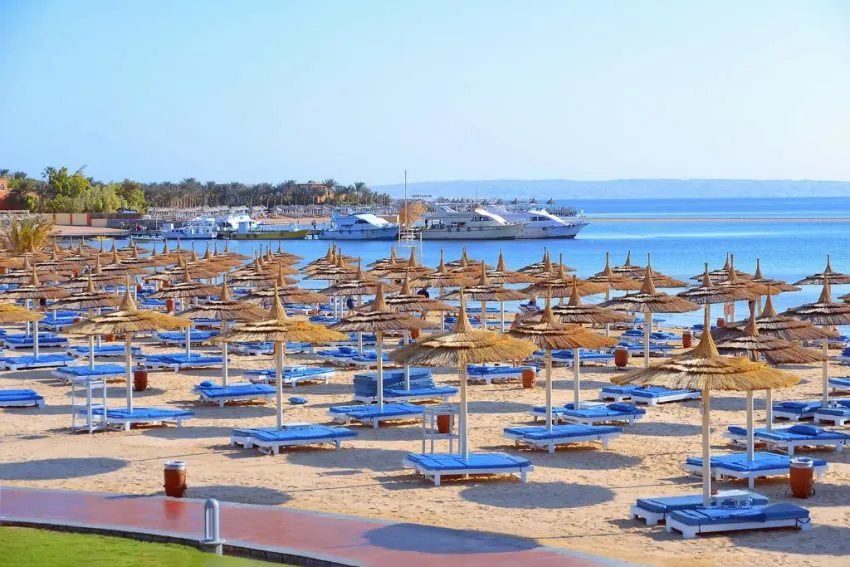 PICKALBATROS WHITE BEACH RESORT  5*-47