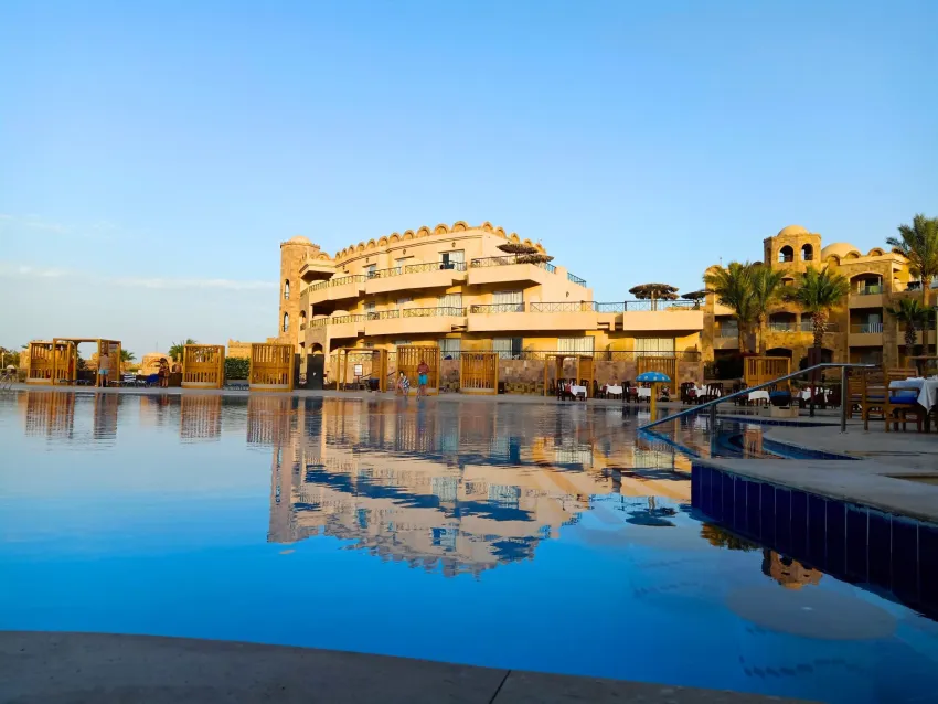 Utopia Beach Club 4*-2