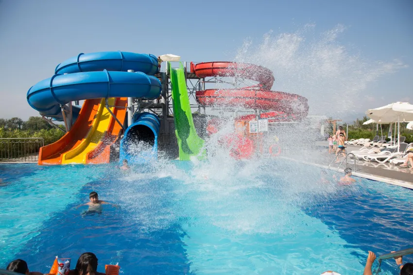 Water Side Resort & Spa 5*-100