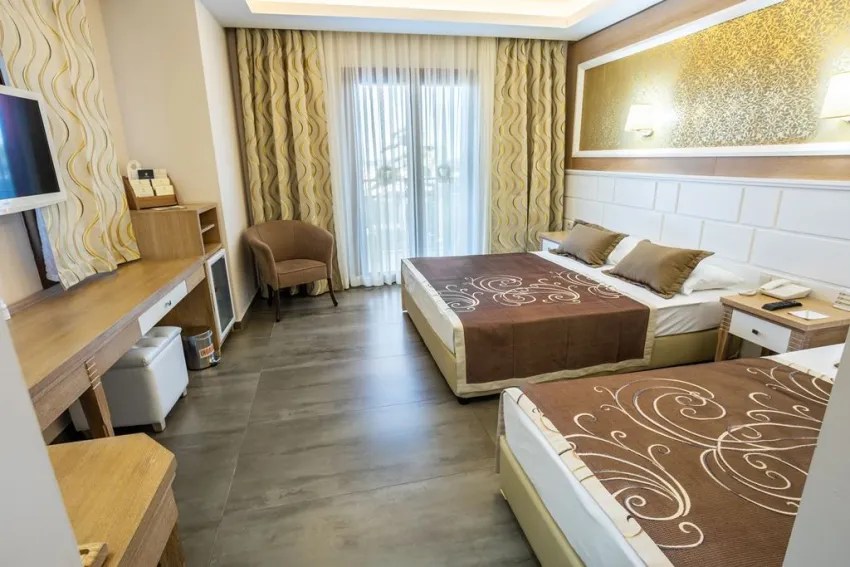 CLUB PHASELIS ROSE  5*-10