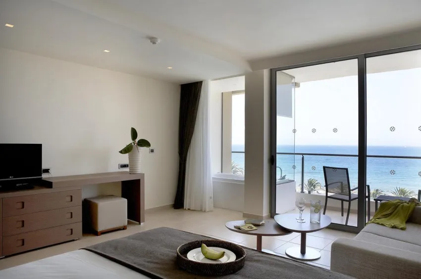 The Ixian Grand and All Suites 5*-9