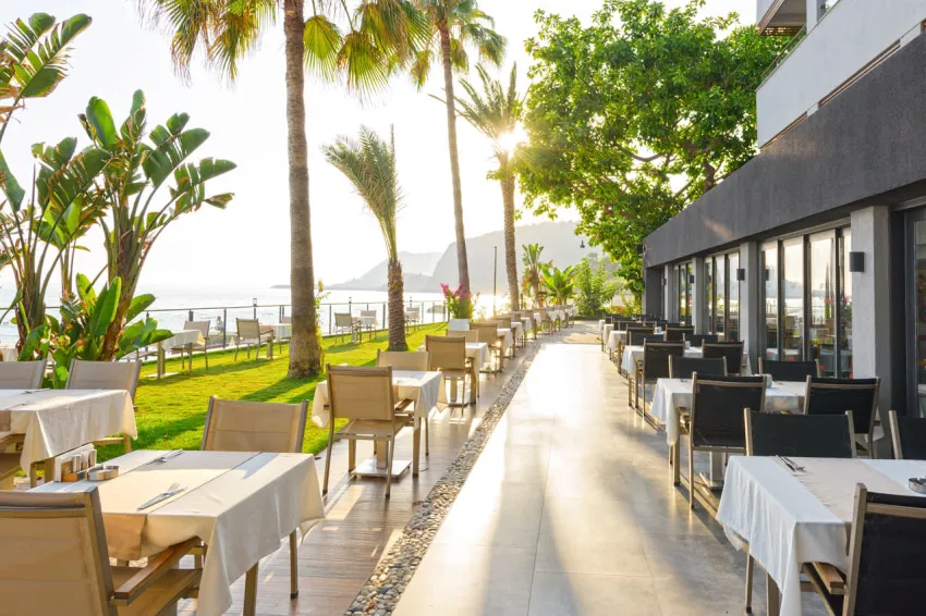 FLORIA BEACH HOTEL  4*-12