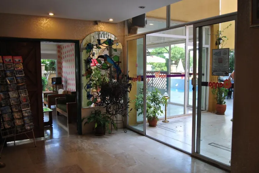 BENNA HOTEL  2*-6