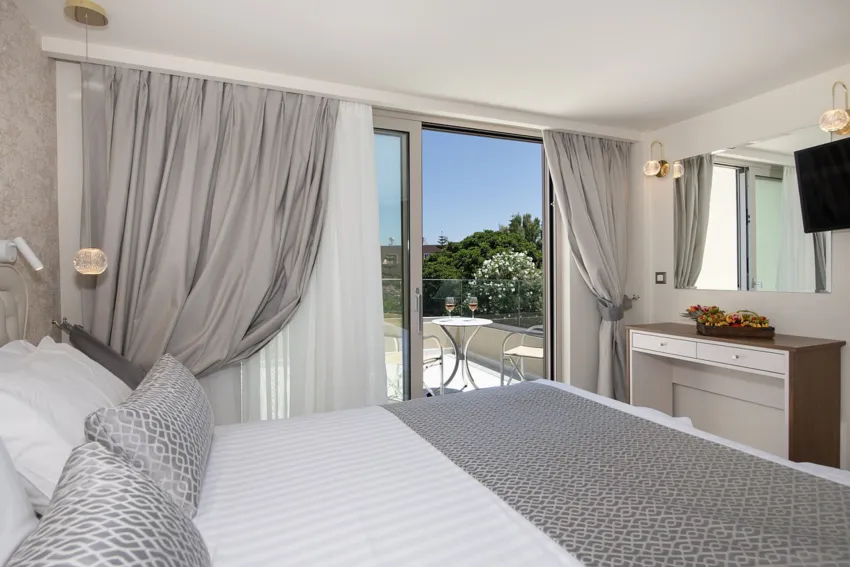 Vantaris Luxury Beach Resort 4*-5